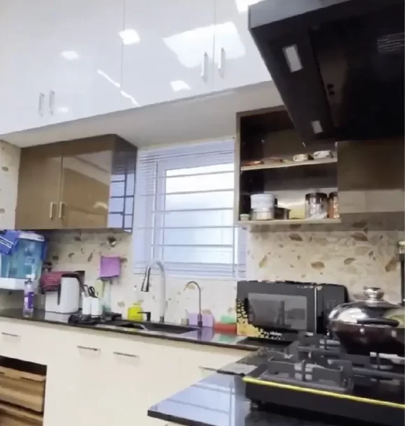 Projects  Req Singapore 14